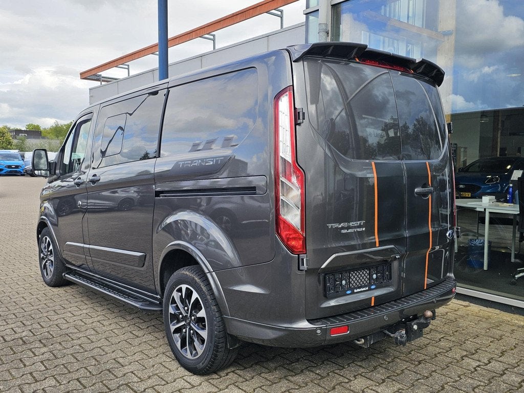 Ford Transit Custom 320 2.0 TDCI L1H1 Sport DC | 185pk Autom, Auto's, Bestelauto's, 15 km/l, Leder en Stof, Bedrijf, Diesel