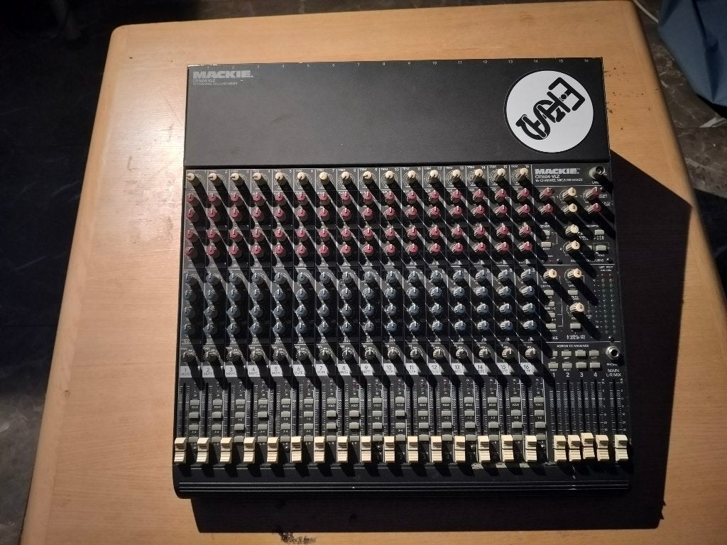 Mackie CR1604-VLZ 16-kanaals Mic/Line Mixer, Ophalen, Gebruikt, 10 tot 20 kanalen, Microfooningang