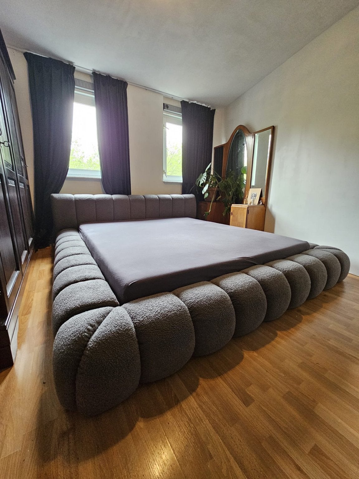 Bouclé Sienna Cloud / Wolken bed 180 x 220, Ophalen, Tweepersoons, Zo goed als nieuw, Boucle