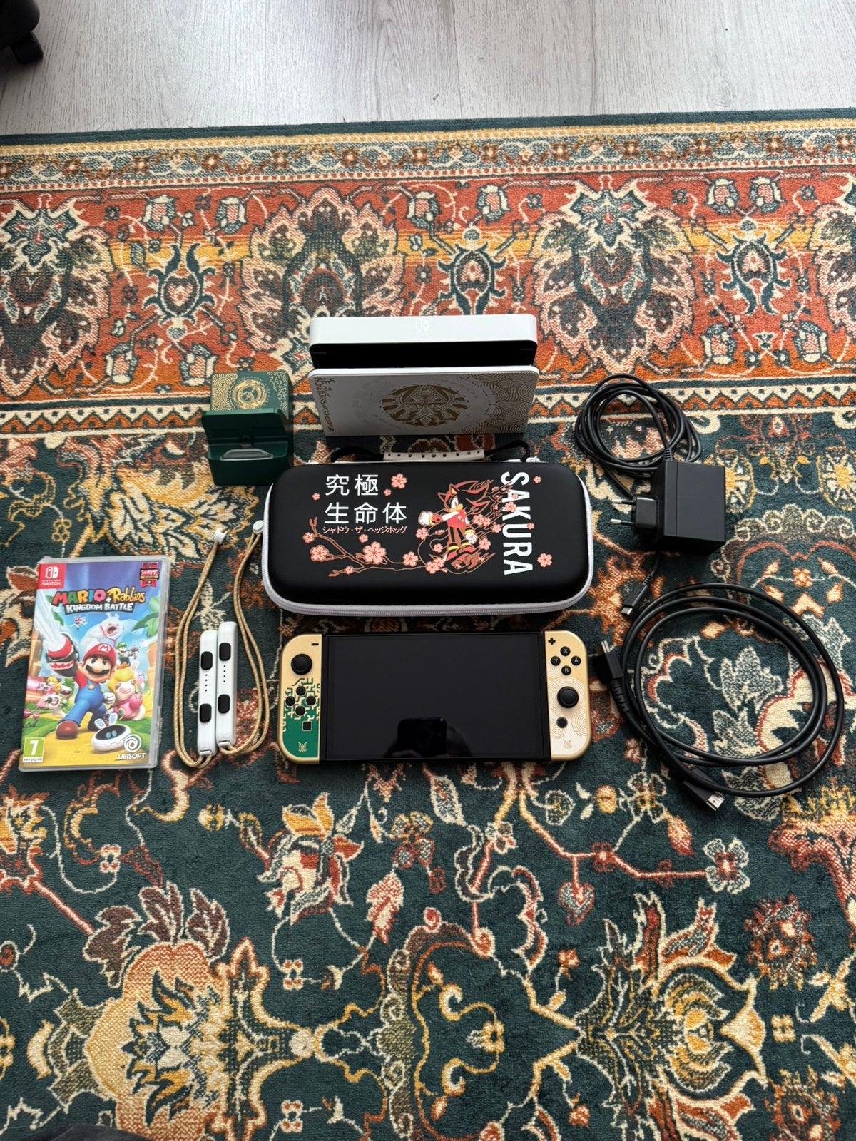 Switch OLED Zelda Editie met Case en Mario + Rabbids game, Switch OLED, Gebruikt, Met 2 controllers, Ophalen of Verzenden