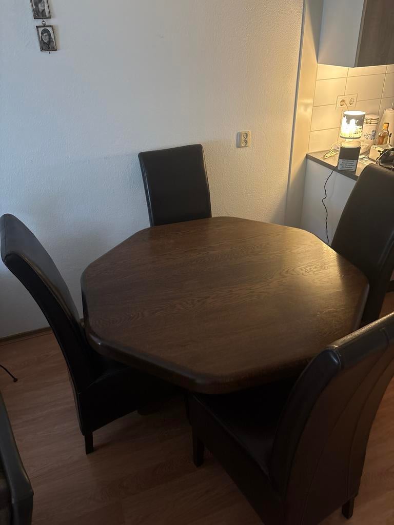 Elegante eettafel met 4 stoelen, 100 tot 150 cm, Eikenhout, Ophalen of Verzenden, Zo goed als nieuw