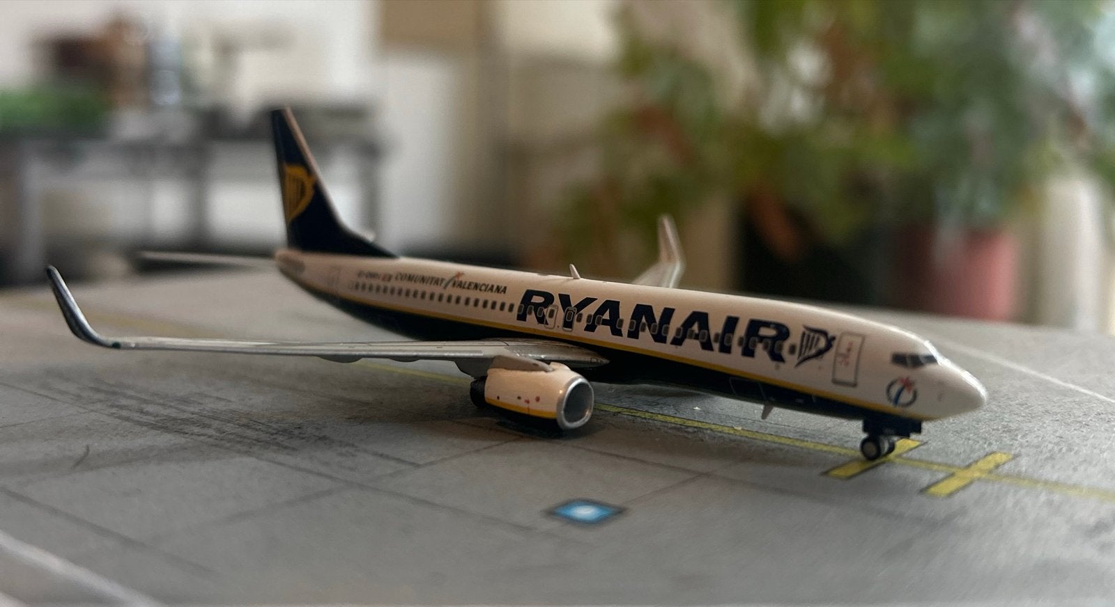 Zeldzaam Ryanair Boeing 737-800 EI-DWH schaal 1:400 JCWings, Hobby en Vrije tijd, Overige merken, 1:200 of kleiner, Ophalen of Verzenden