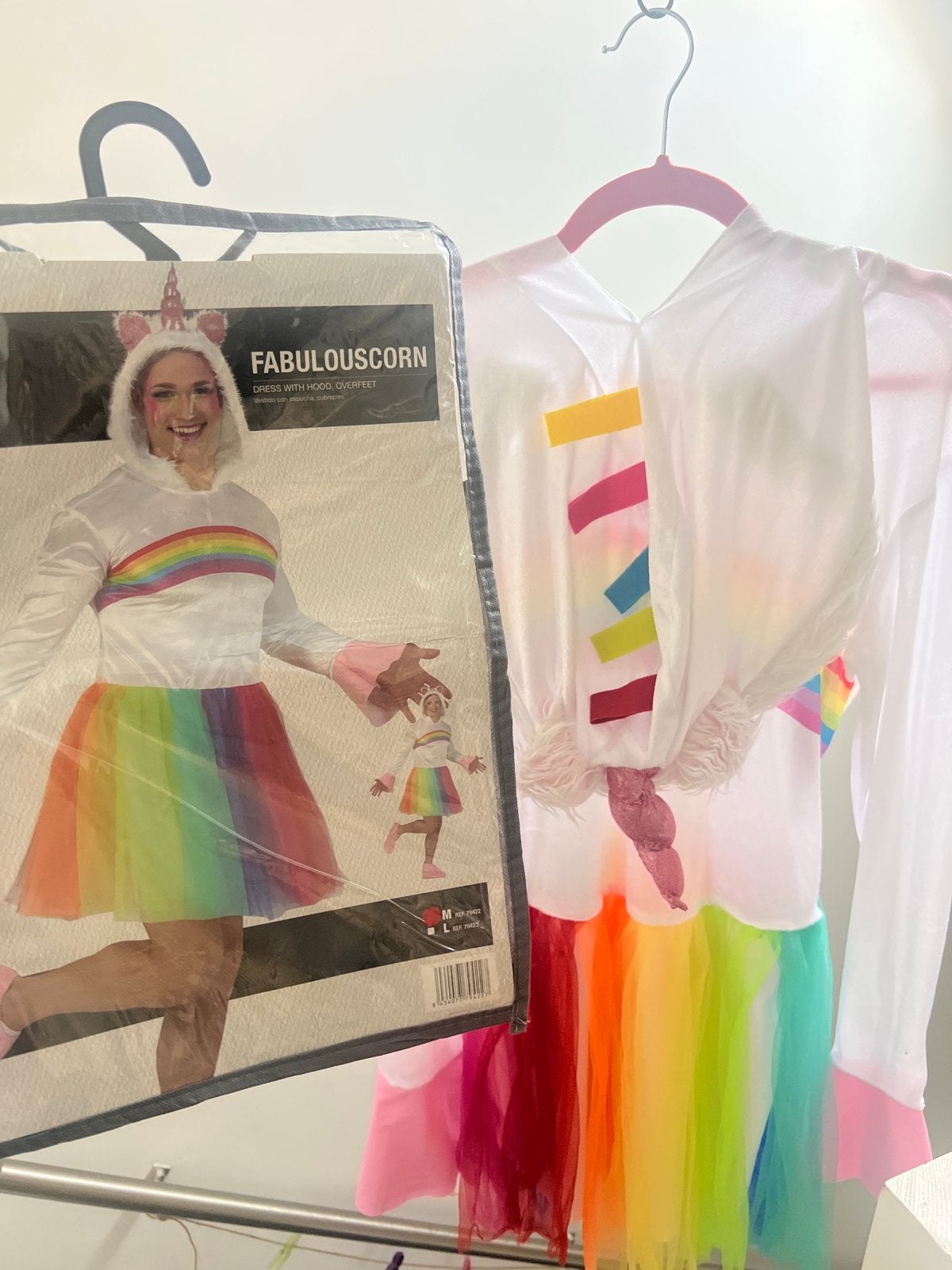 Verkleedpak Unicorn man M - FabulouScorn, Maat 38/40 (M), Carnaval, Ophalen of Verzenden, Kleding
