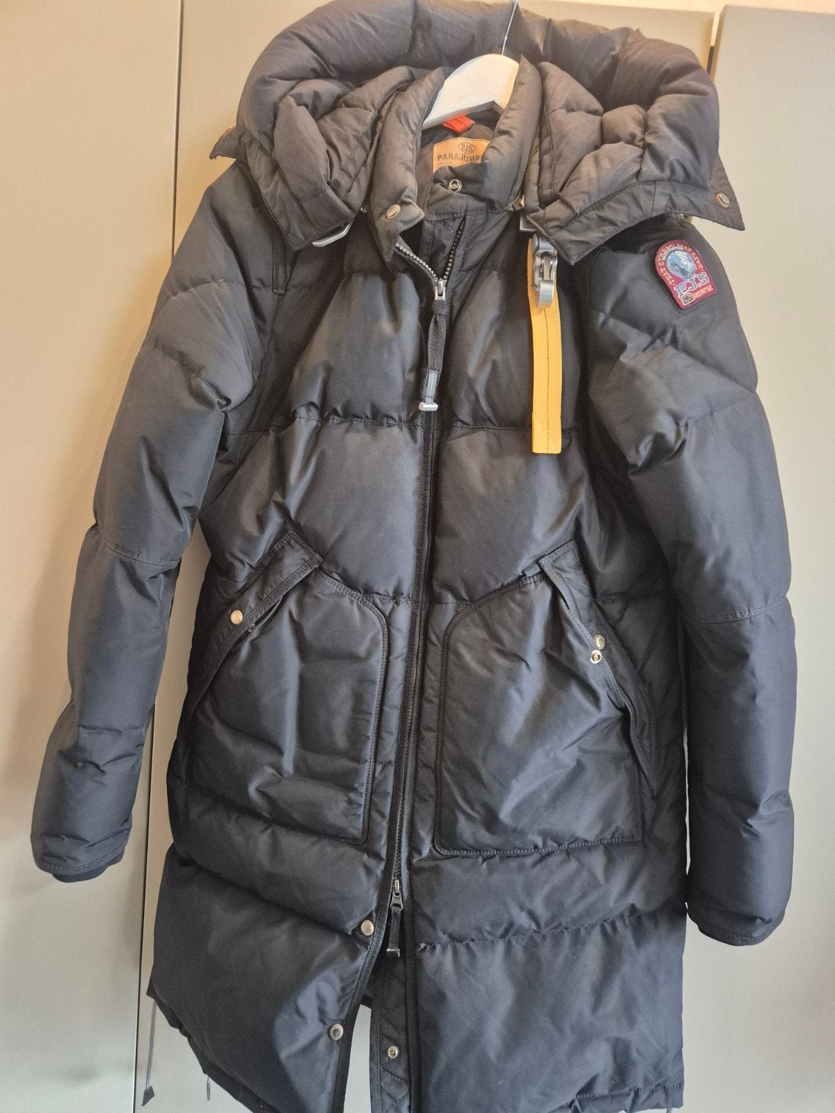 Parajumpers long bear winterjas dames, Kleding | Dames, Jassen | Winter, Zwart, Maat 42/44 (L), Zo goed als nieuw, Parajumpers
