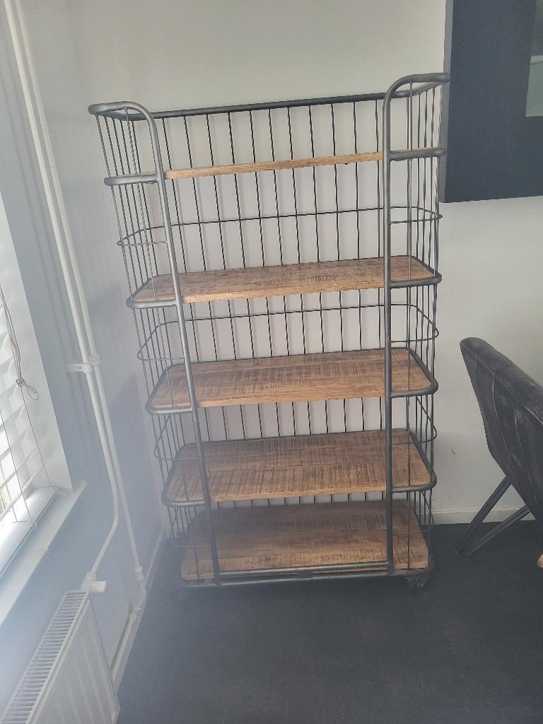 Kast, Ophalen of Verzenden, Zo goed als nieuw