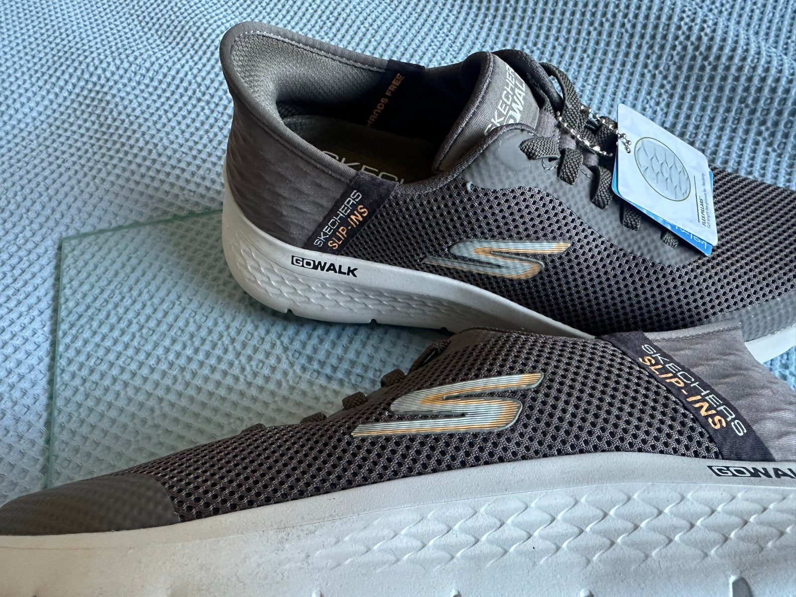 Skechers Go Walk Slip-ins - Nieuw met labels, Ophalen of Verzenden, Nieuw, Sneakers of Gympen