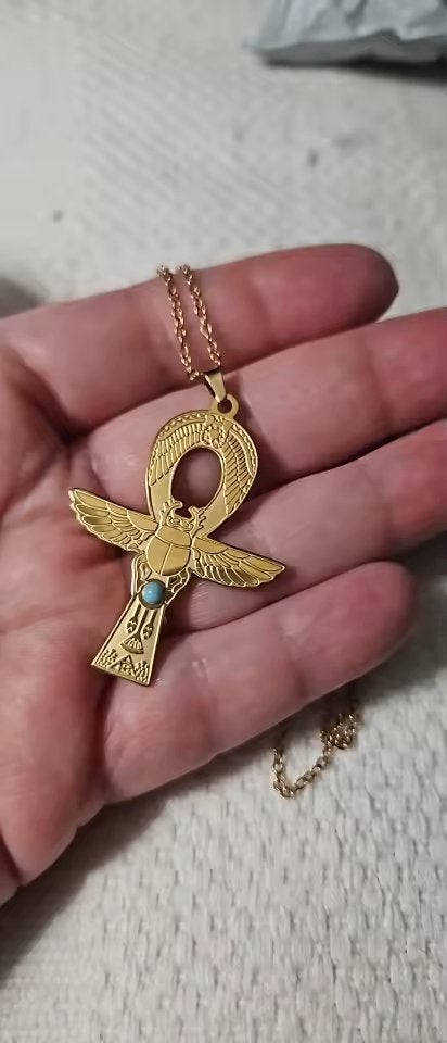Goudkleurige Egyptische Scarabee Met Ankh Ketting, Sieraden, Tassen en Uiterlijk, Verzenden, Nieuw, Goud, Overige materialen