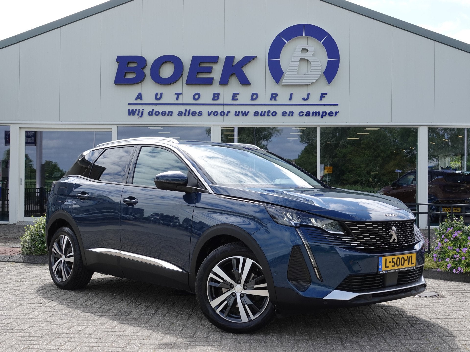 Peugeot 3008 1.2 PureTech 130PK Allure Pack AUTOM. | DB-RIEM, Gebruikt, 1199 cc, Blauw, Leder en Stof