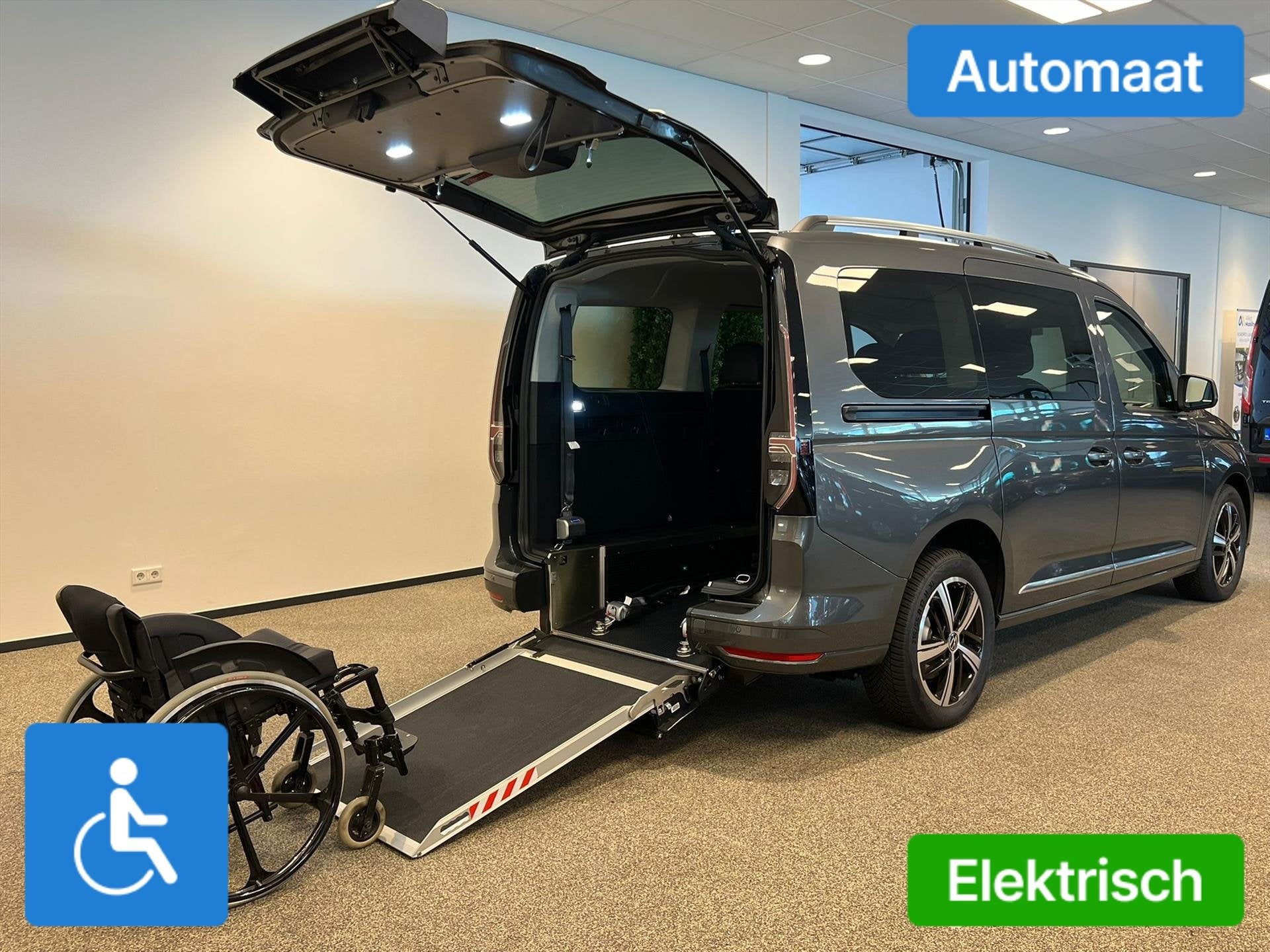 Volkswagen Caddy Maxi L2 Rolstoelauto Automaat 5+1 STYLE uit, Auto's, Bestelauto's, Automaat, Stof, Zwart, 4 cilinders