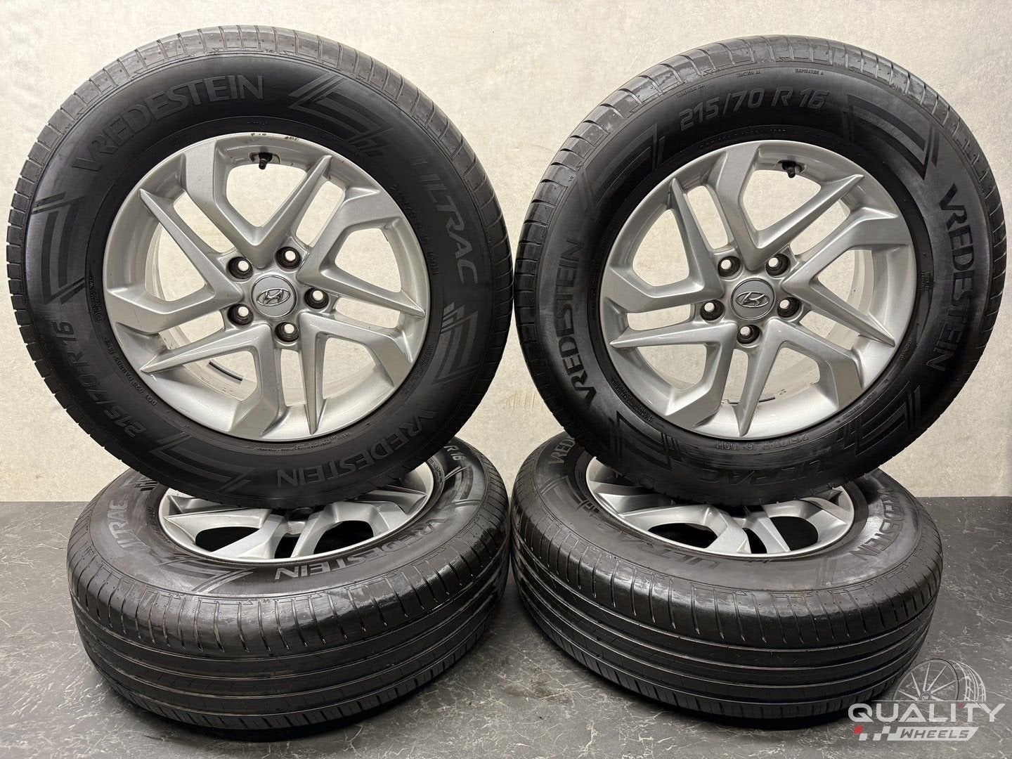 16" Hyundai Tucson, Mitsubishi Outlander, ASX, Eclipse Cross, Auto-onderdelen, Banden en Velgen, -, Banden en Velgen, Ophalen of Verzenden