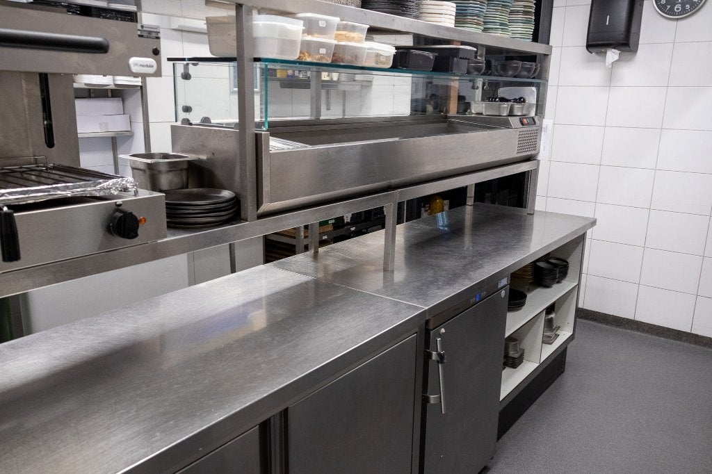 Complete keuken te koop – i.v.m. renovatie, Ophalen, Gebruikt, RVS Meubilair