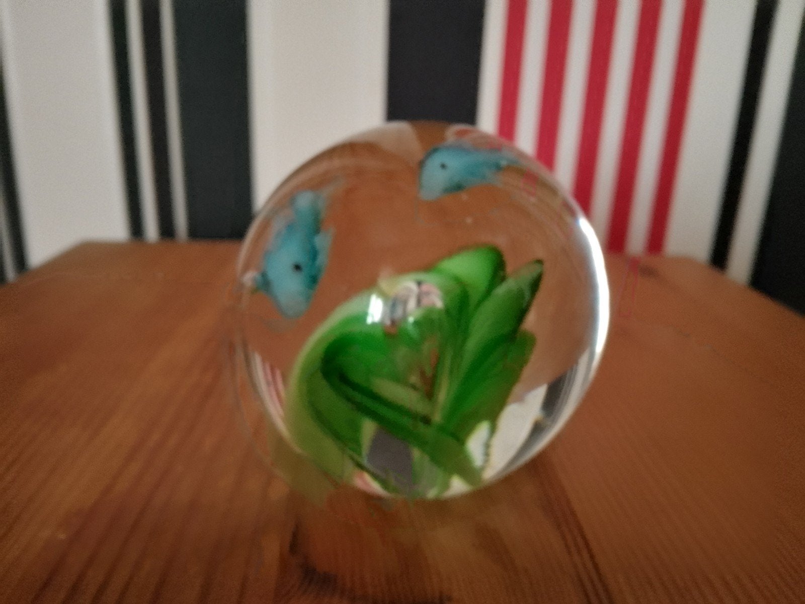 Presse papier glazen bal met vissen, Antiek en Kunst, Ophalen of Verzenden