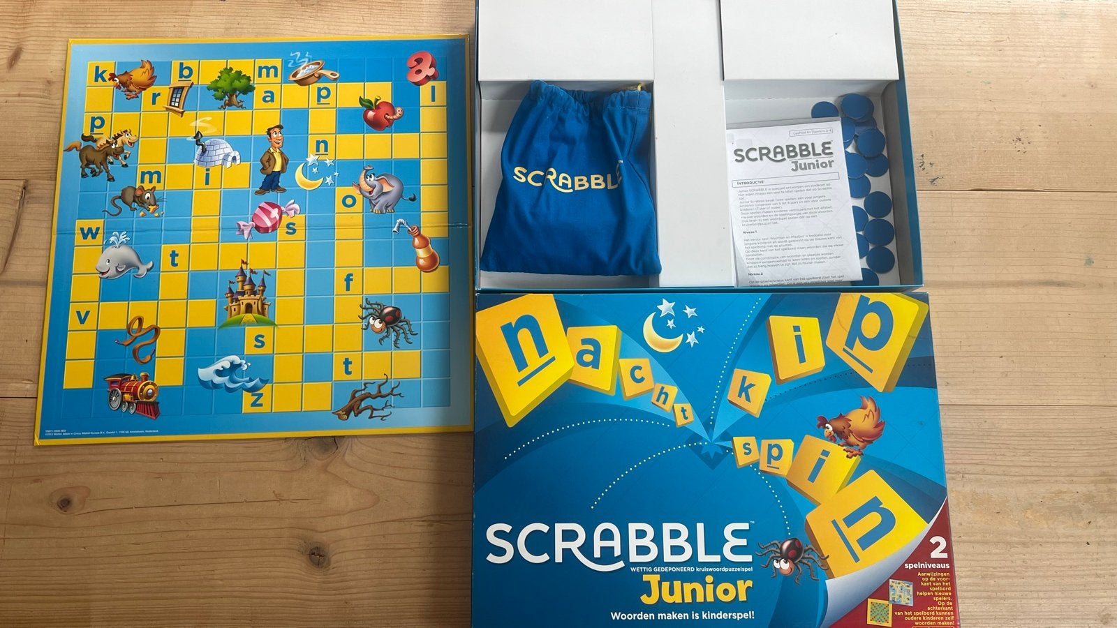 Scrabble Junior - Zo goed als nieuw, Een of twee spelers, Ophalen of Verzenden, Zo goed als nieuw