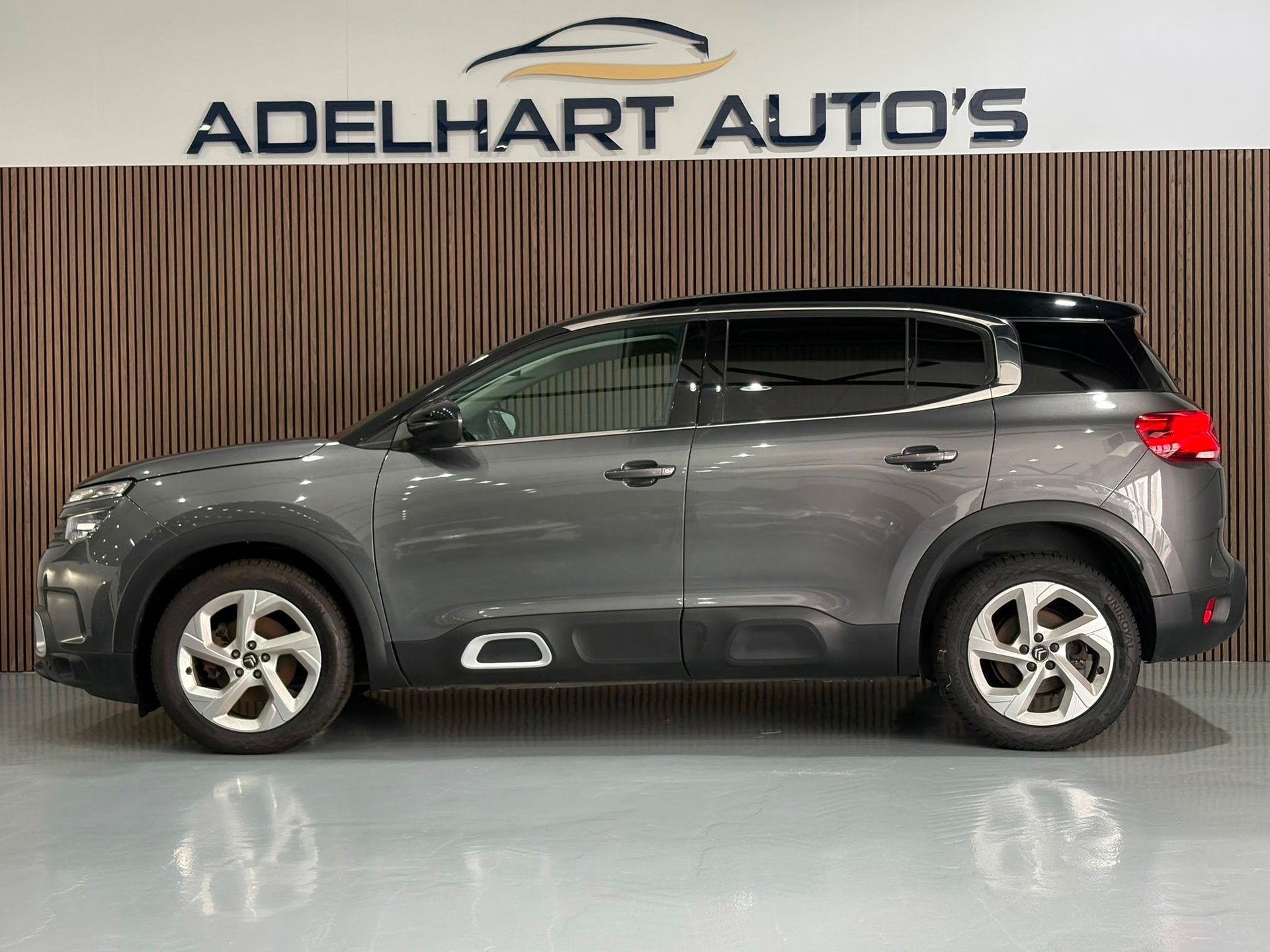 Citroen C5 Aircross 1.2 PureTech Shine Automaat / Navigatie, 15 km/l, Gebruikt, Euro 6, 1199 cc