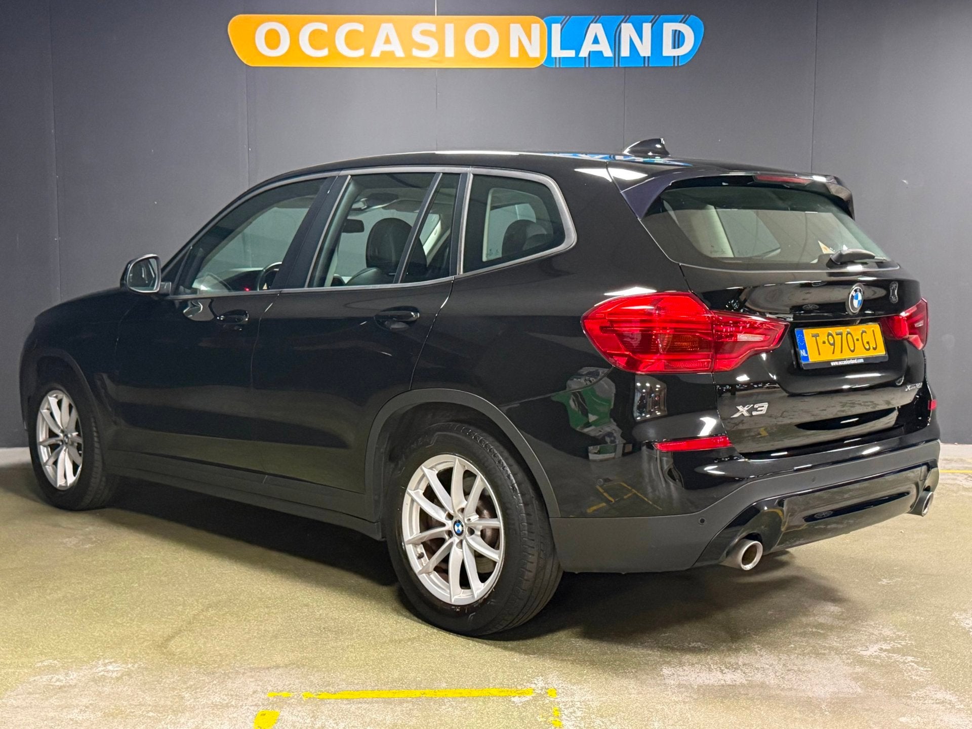 BMW X3 XDrive20i Launch Edition|CAMERA|BLUETOOTH|NAVI|PDC|CR, Auto's, Automaat, Gebruikt, 4 cilinders, 2000 kg