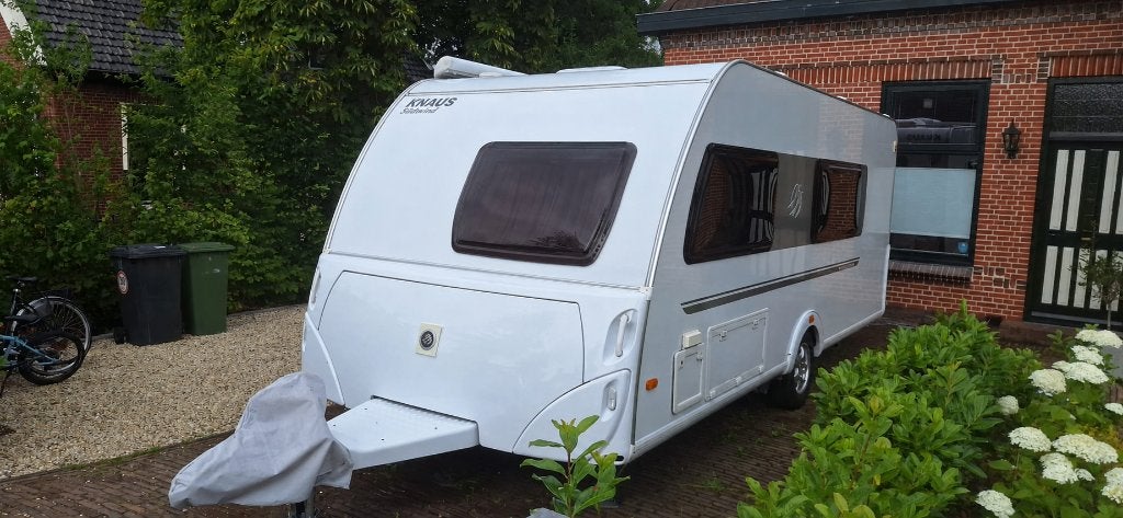 Knaus 500 FSK White Edition – zeer compleet I Stapelbed, Caravans en Kamperen, Caravans, Rondzit, Particulier, 5 tot 6 meter, Knaus