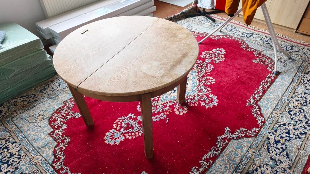 Authentieke uitschuifbare ronde/ovale eettafel, Ophalen