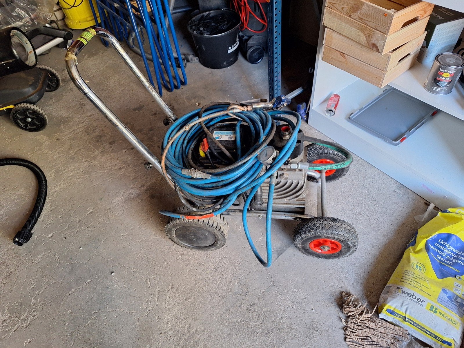 Schoonewil Techniek Verfspuit / rubberspuit, Ophalen, Gebruikt