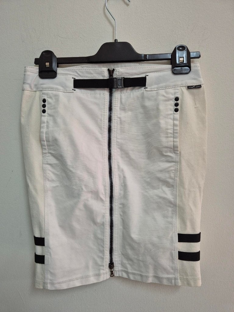 R16 - Witte Marc Cain rok maat 2 = 36-S (1), Kleding | Dames, Wit, Ophalen of Verzenden, Zo goed als nieuw, Maat 36 (S)