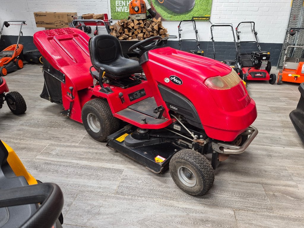 Zitmaaiers  Cub cadet Stiga - park Mtd wolf-garten  Ariens, Tuin en Terras, Zitmaaiers, Ophalen, Stiga, Zo goed als nieuw, Mulchfunctie