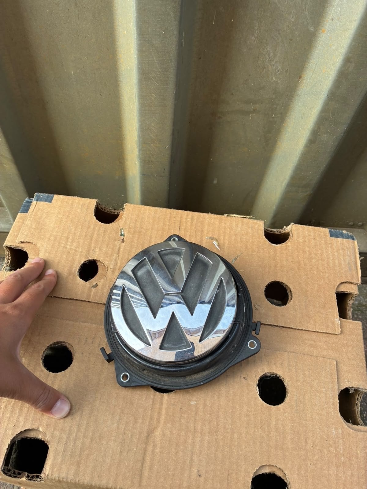 Volkswagen VW Kofferbak Embleem Logo 6R0827469, Auto-onderdelen, Ophalen of Verzenden, Gebruikt, Volkswagen