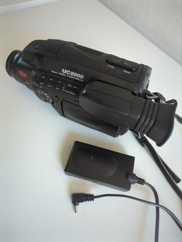 Canon Camcorder UC2000, Audio, Tv en Foto, Optische apparatuur | Verrekijkers, Ophalen of Verzenden, Overige typen