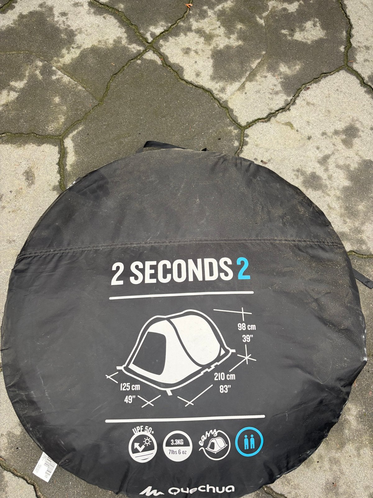 Quechua 2 Seconds 2 Fresh & Black 2-persoons tent, Caravans en Kamperen, Tenten, Ophalen, Gebruikt, Tot en met 2