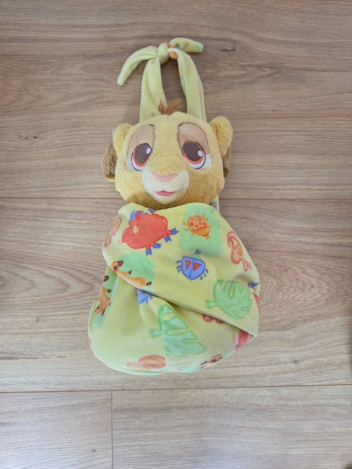 Knuffel Baby Simba, Disneyland parijs, 25cm, Ophalen of Verzenden, Leeuwenkoning of Jungle Boek, Zo goed als nieuw, Knuffel