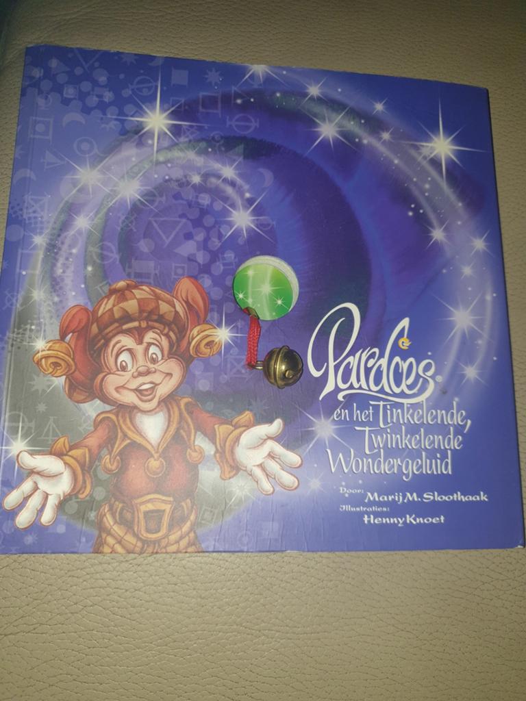 Pardoes en het Tinkelen Wondergeluid - Efteling boek, Verzamelen, Ophalen of Verzenden, Zo goed als nieuw, Overige typen