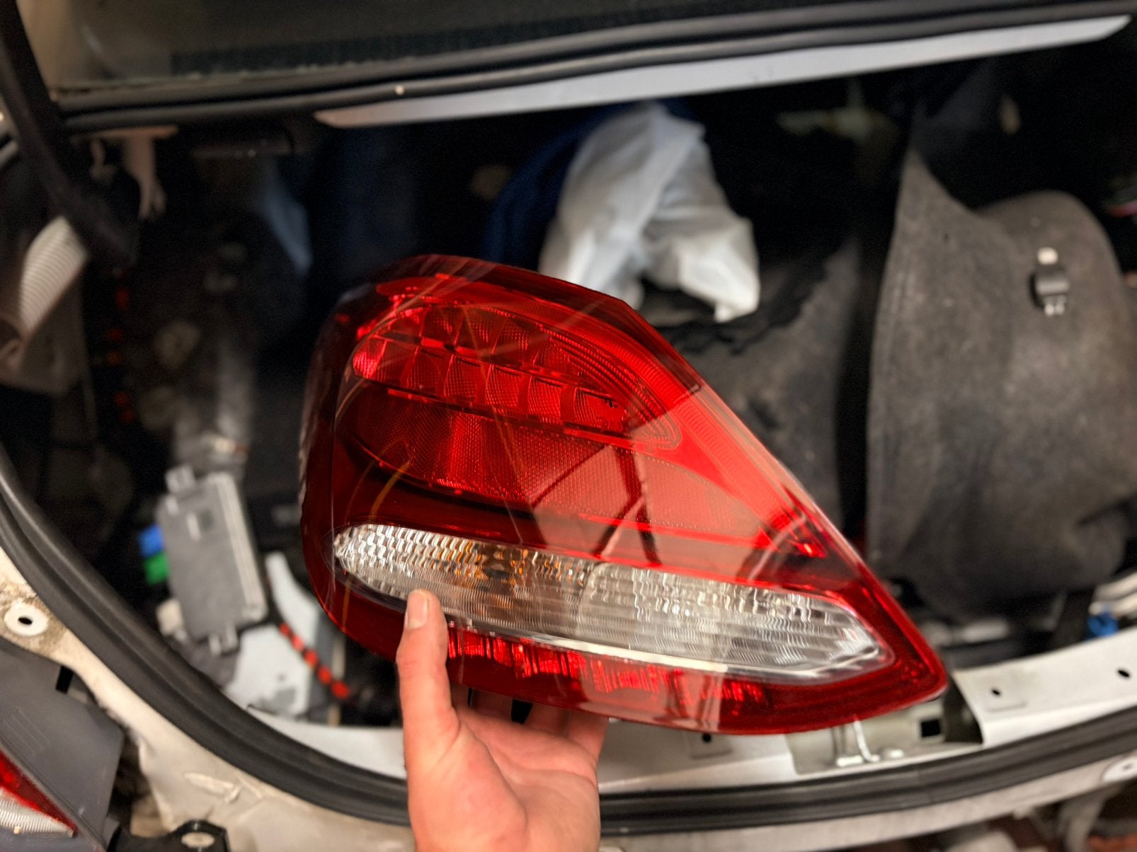 Achterlicht w205 C klasse links, Ophalen, Nieuw