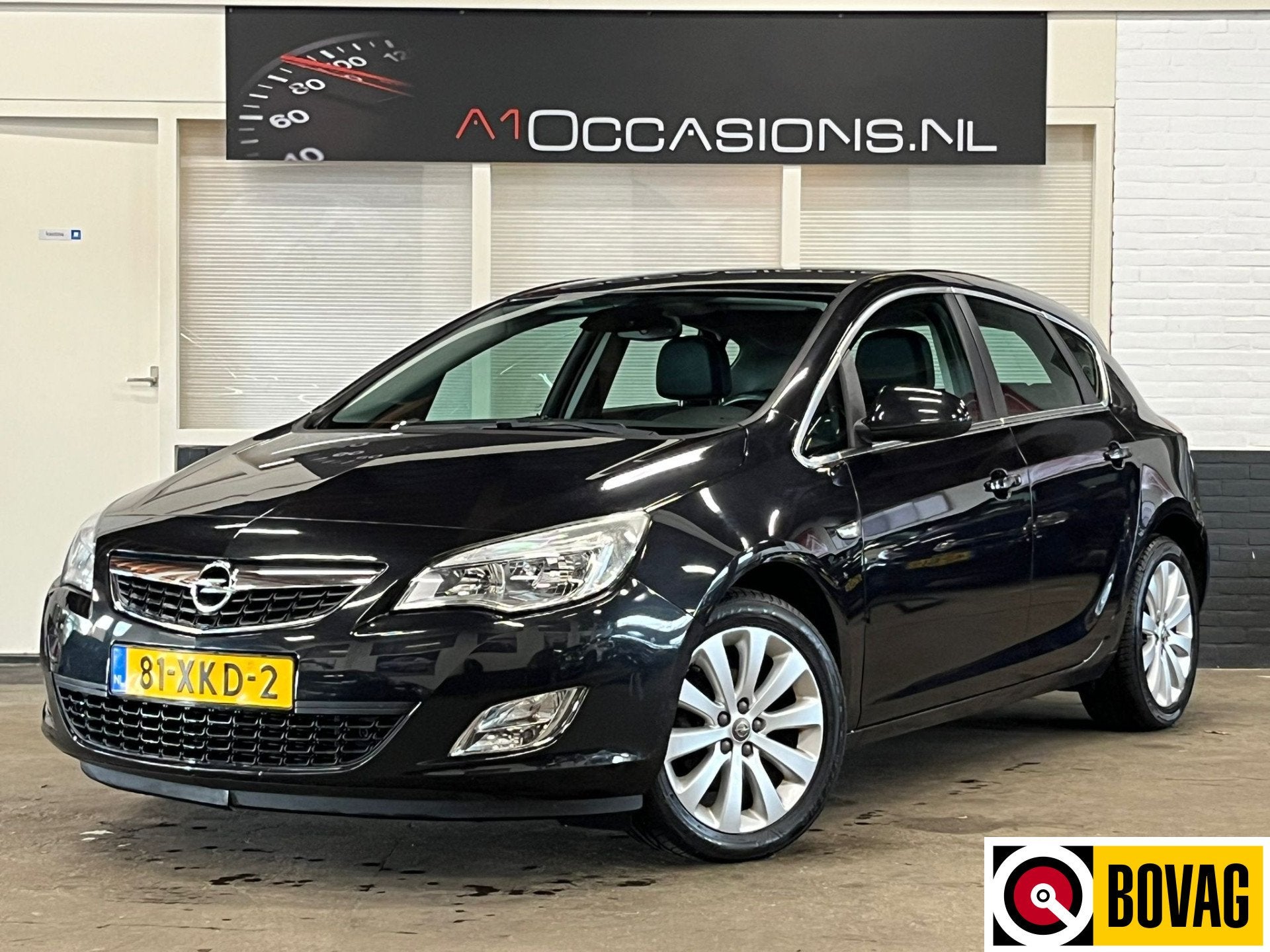 Opel Astra 1.4 Turbo Cosmo + NAVI ! (bj 2012), Auto's, Voorwielaandrijving, Euro 5, Gebruikt, 680 kg