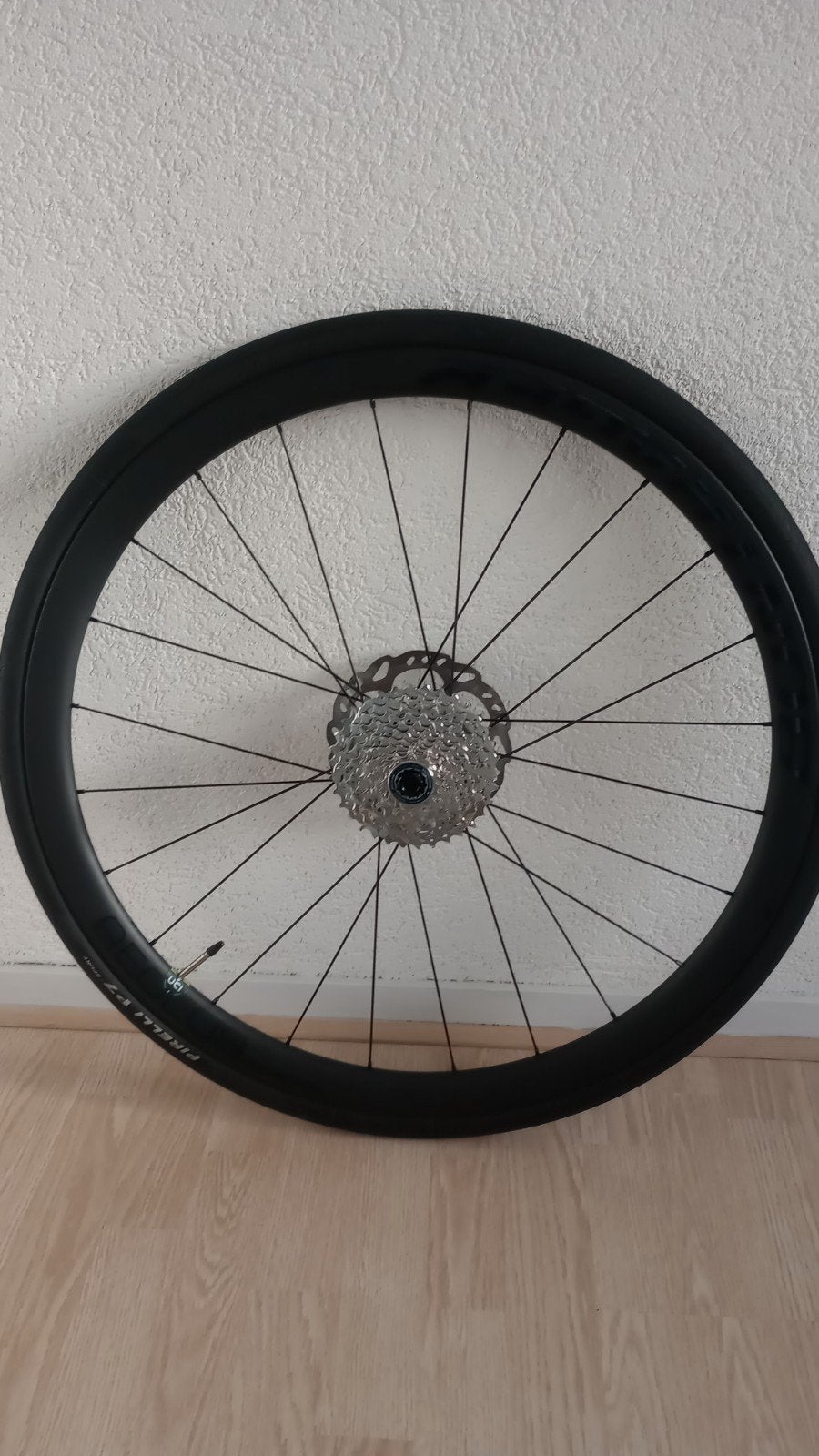 Bontrager Aeolus elite 35 Carbon Wielset met Pirelli banden, Scribe, Zo goed als nieuw, Racefiets, Carbon
