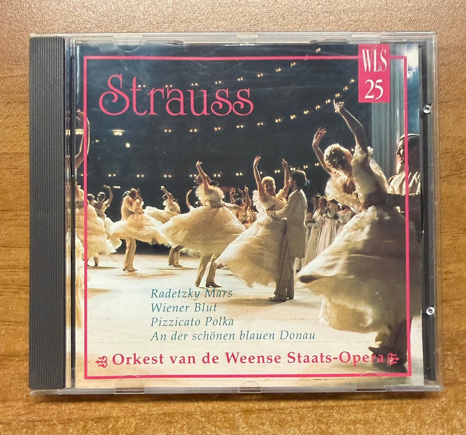 STRAUSS DE MOOISTE WALSEN, POLKA’S EN MARSEN  CD, Ophalen of Verzenden, Zo goed als nieuw, Verzamelalbum, Orkest of Ballet