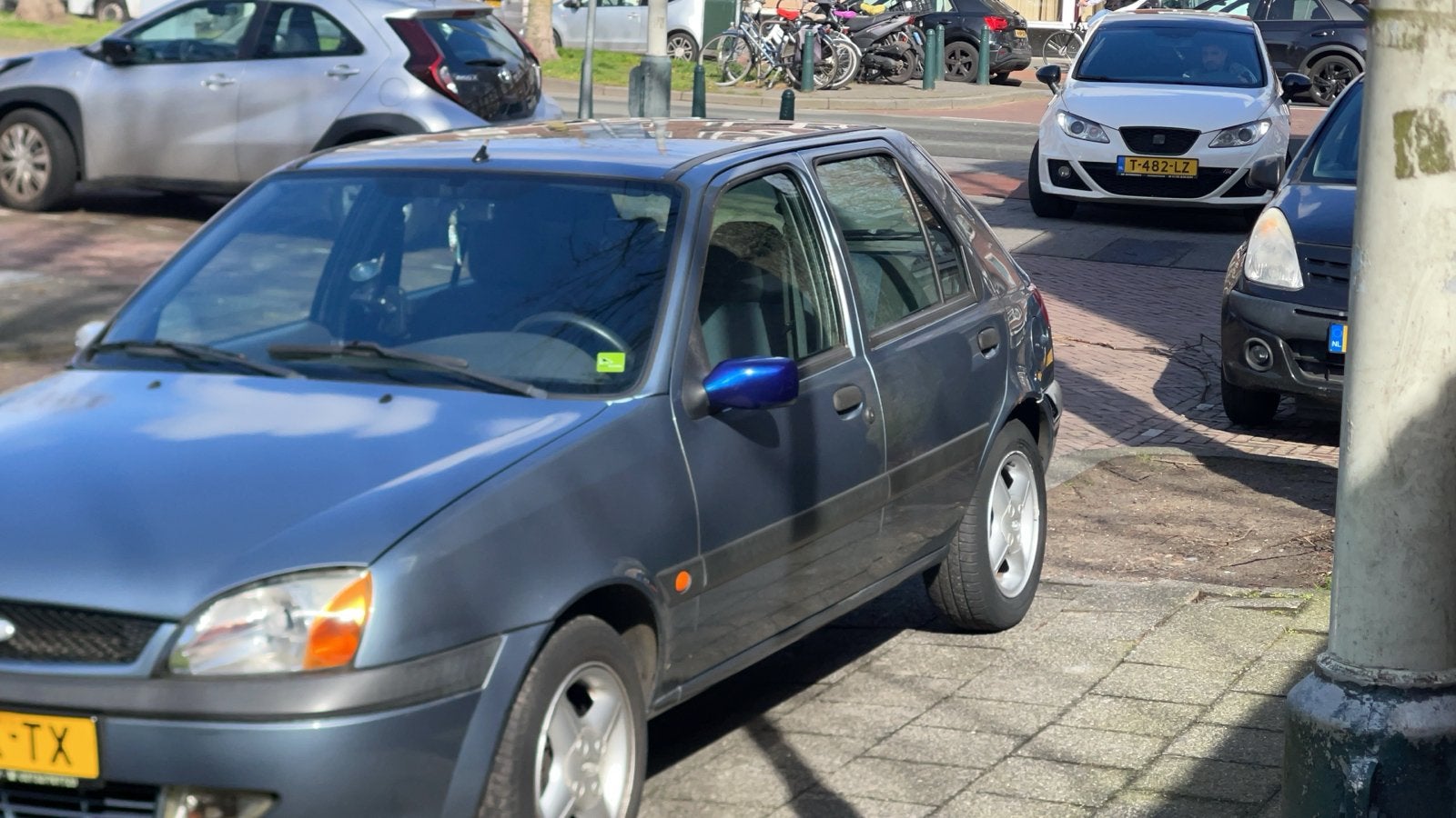 Ford Fiësta 1.3 I 5DR 2002 Blauw, Auto's, Voorwielaandrijving, 1299 cc, 4 cilinders, Blauw