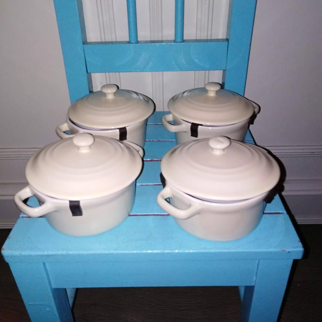 Mini pannetjes cremekleurig 4 stuks, Huis en Inrichting, Ophalen, Zo goed als nieuw