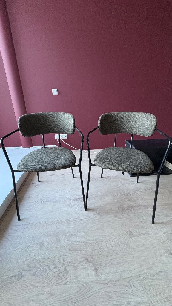 2 olijfgroene eetkamerstoelen met armleuningen – Kwantum, Ophalen, Twee, Zwart, Design