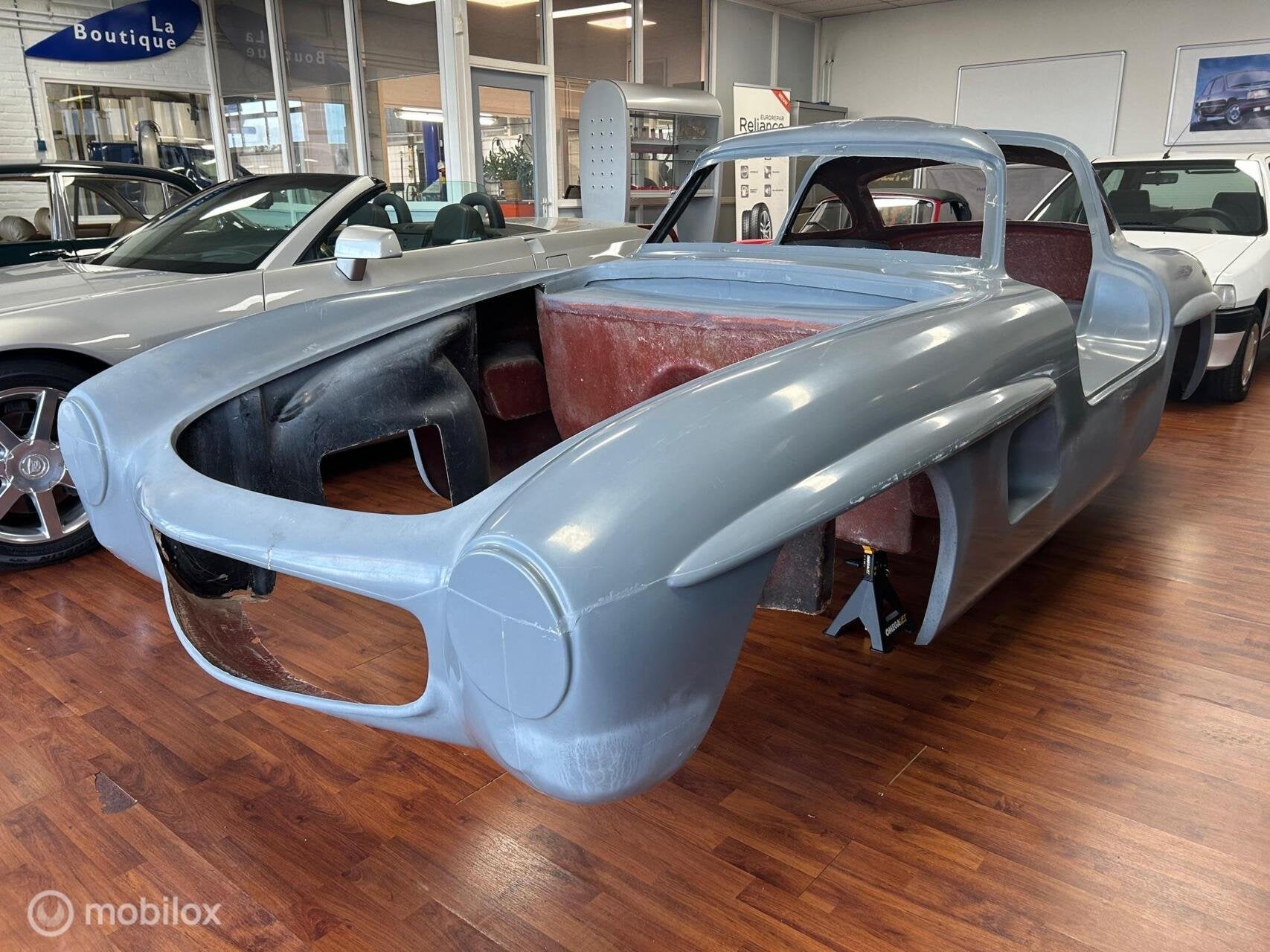 Mercedes 300 SL Gullwing - Replica -, foto 9