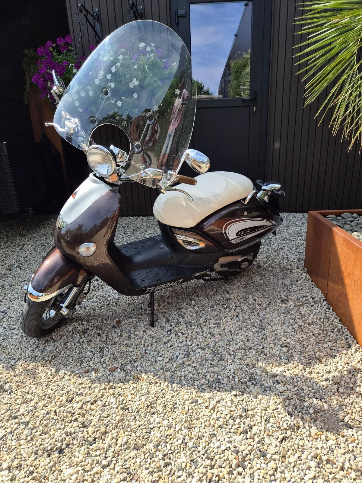 Scooter turbho re50 nette staat, Fietsen en Brommers, Brommeronderdelen | Scooters, Ophalen of Verzenden, Zo goed als nieuw, Overige typen