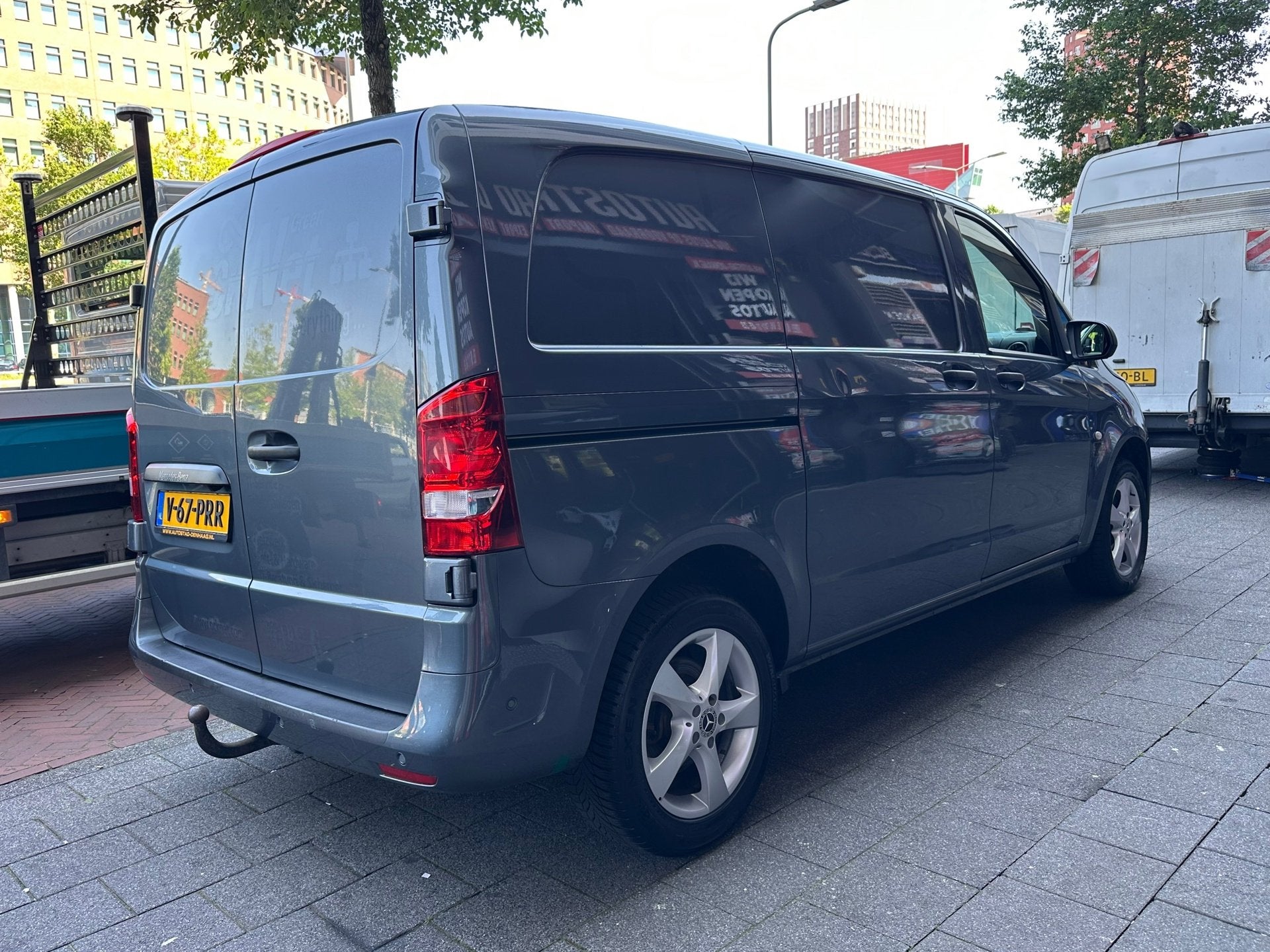 Mercedes-Benz VITO 119 CDI Aut Leer Navi Camera PDC, Auto's, Bestelauto's, Automaat, Achterwielaandrijving, Gebruikt, Euro 6