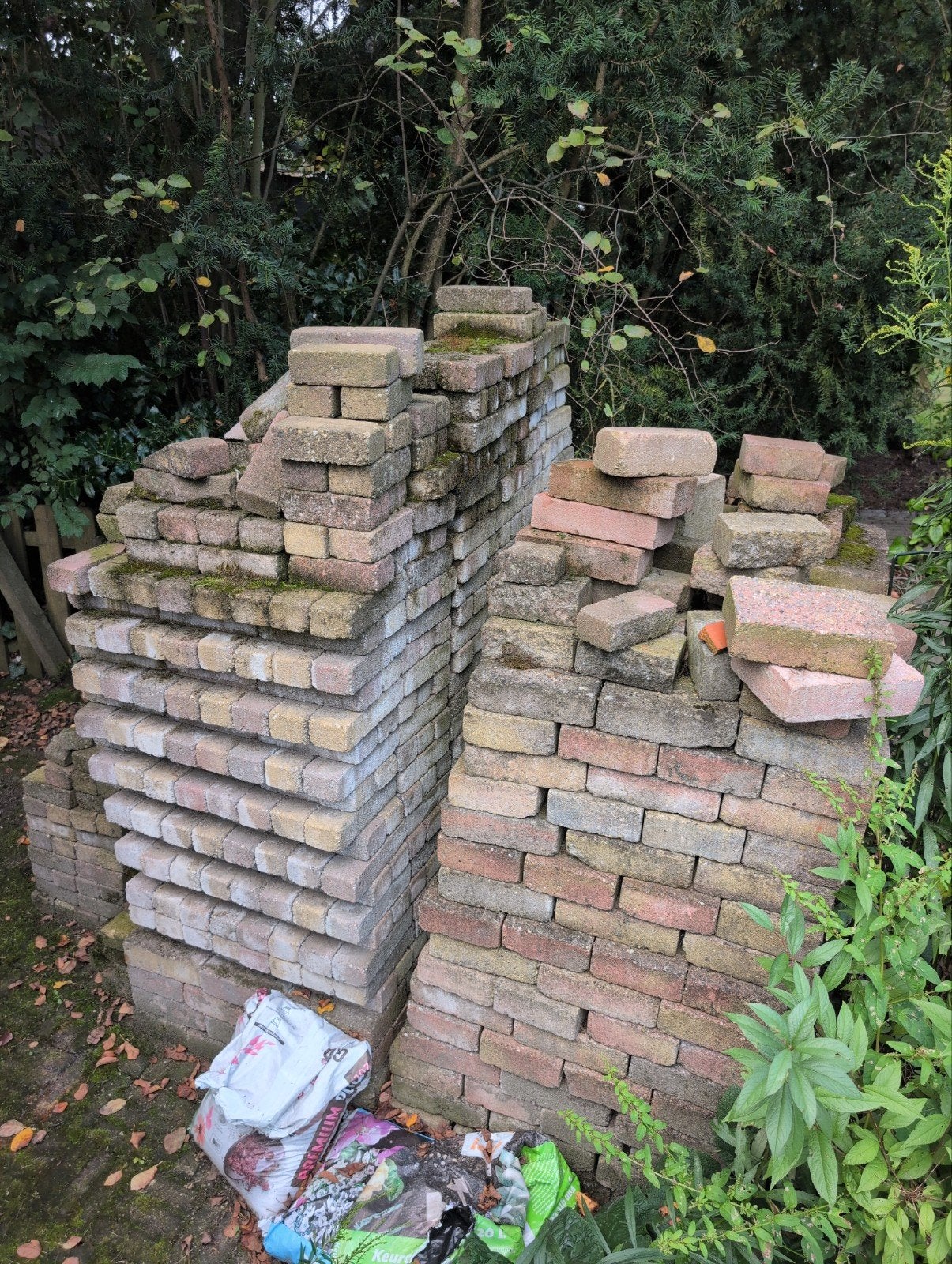 Gebruikte tegels/stenen voor tuin of oprit, Ophalen, Overige materialen, Gebruikt, 20 tot 40 cm