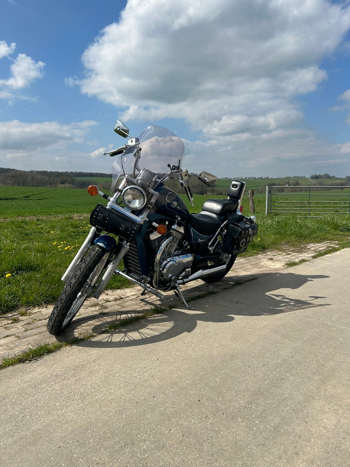 Suzuki intruder vs gl 800 (lees advertentie), Particulier, Chopper
