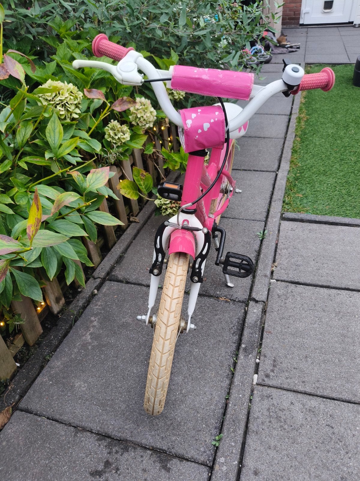 2cycle Sweetheart kinderfiets 16 inch - Roze, Fietsen en Brommers, Fietsen | Kinderfietsjes, Terugtraprem, Ophalen, 2cycle, 16 tot 20 inch