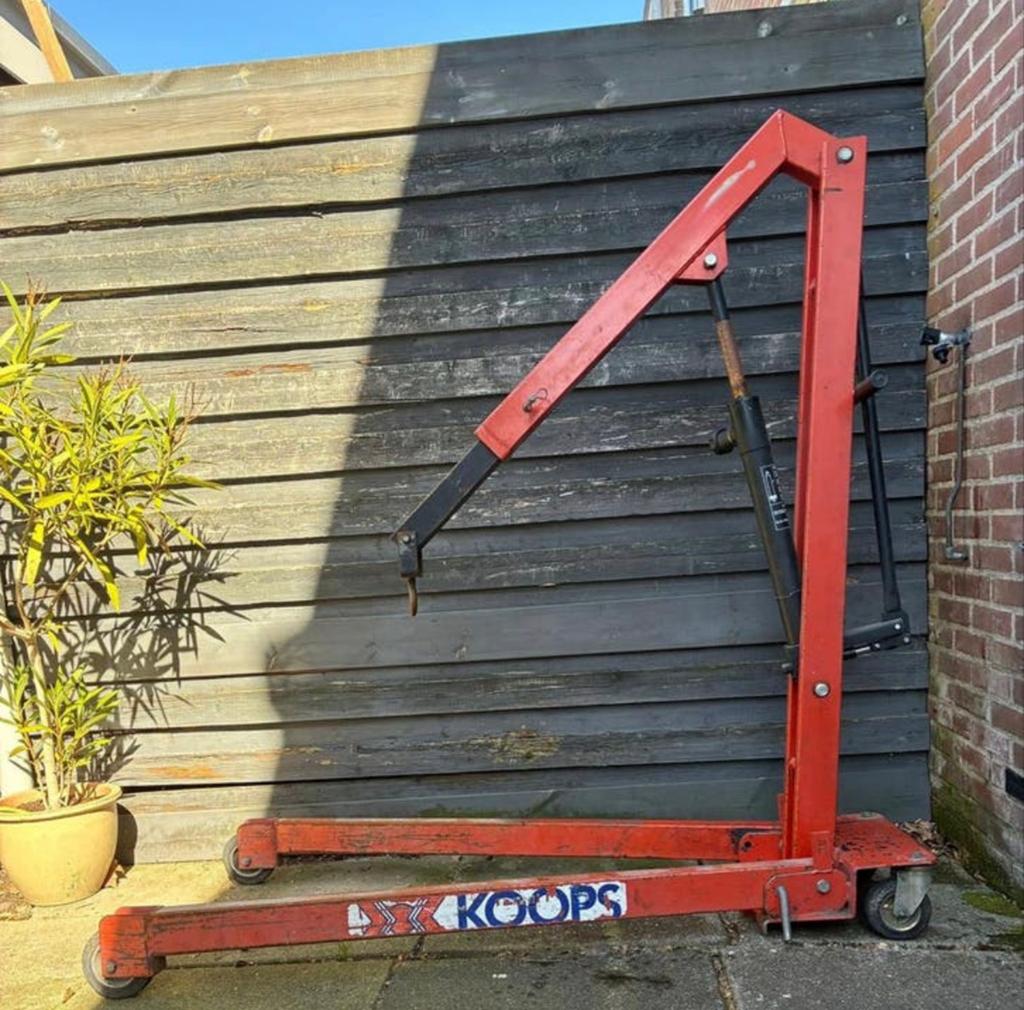 Garage Motor takel te koop, Ophalen, Zo goed als nieuw