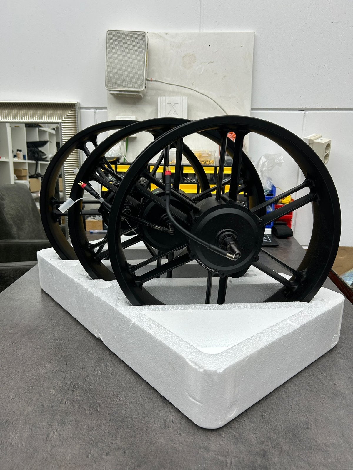Foto 4 van Nieuw Fatbike Wiel met Motor en Cassette