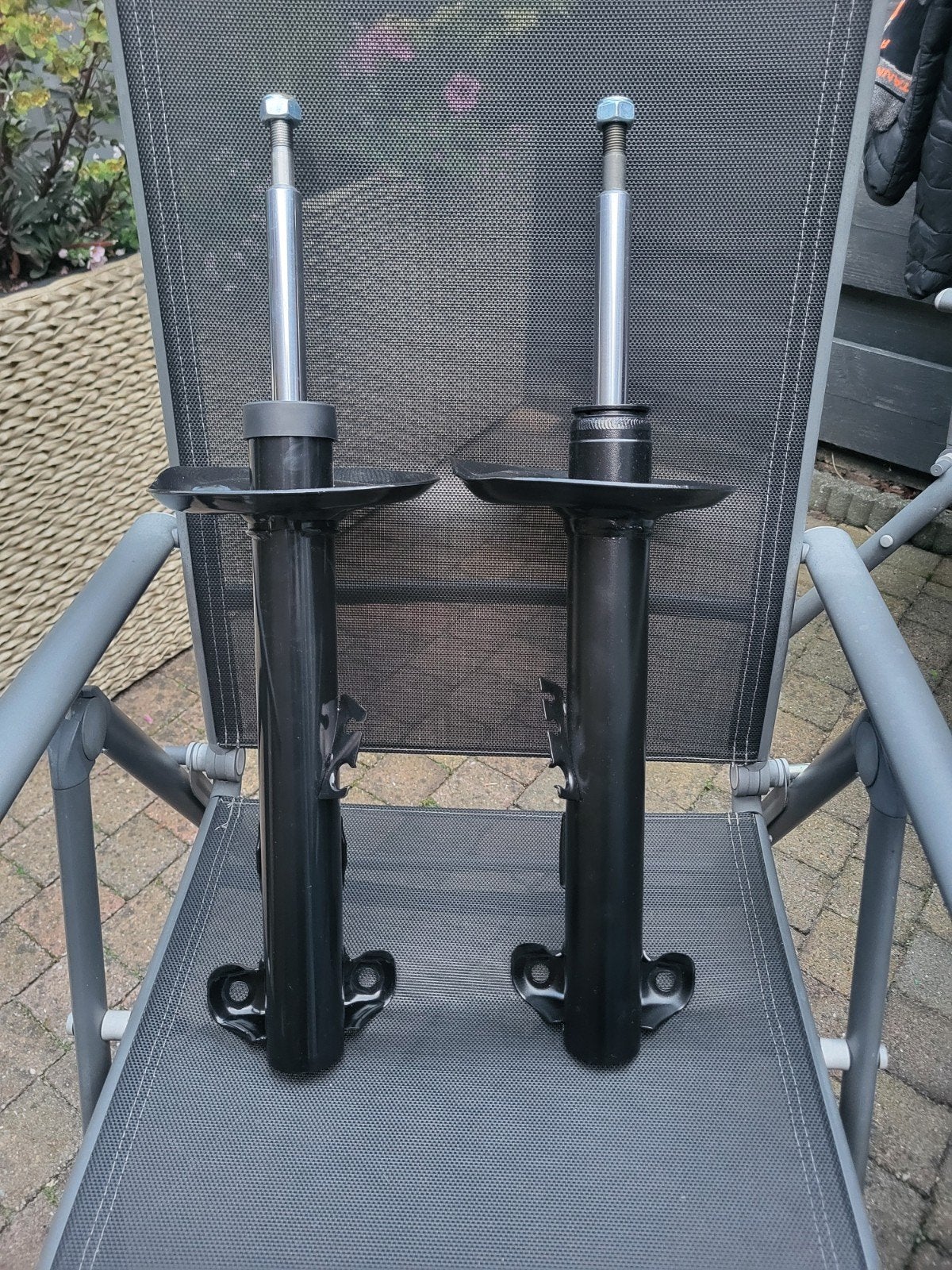 VAICO Schokdempers V20-7312 en V20-7313 (nieuw) bmw e36, Ophalen of Verzenden, Nieuw, BMW