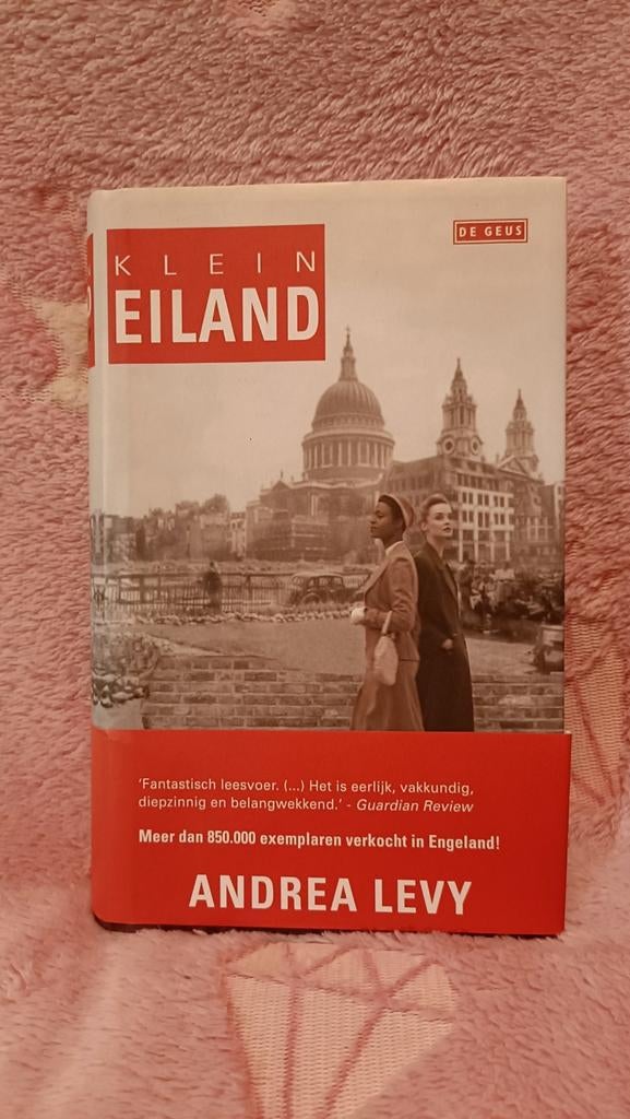 Levy, Andrea - Klein eiland, Ophalen of Verzenden, Zo goed als nieuw, Andrea Levy