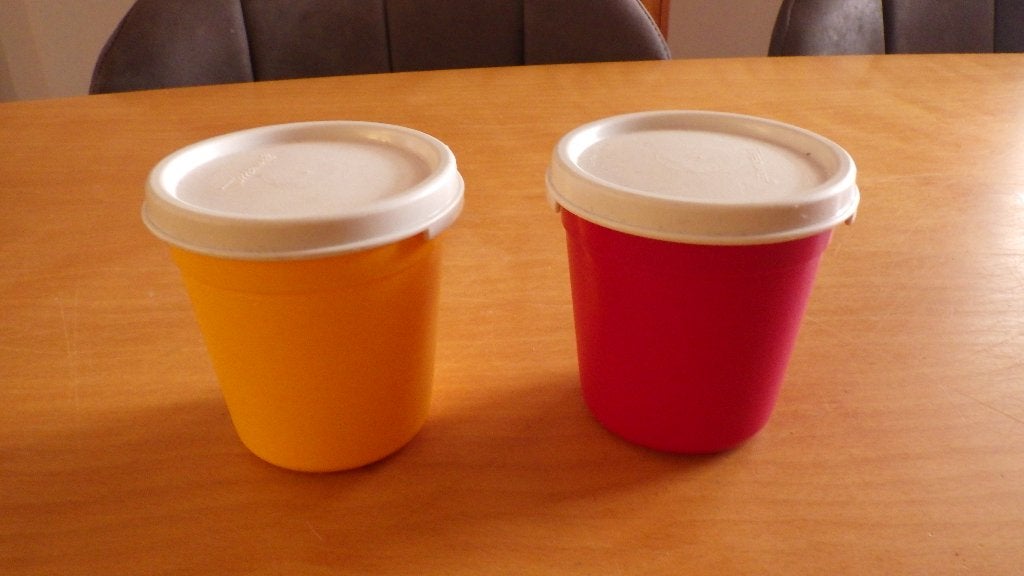 2 mooie retro bakjes met deksel van tupperware, Verzamelen, Ophalen of Verzenden, Overige typen