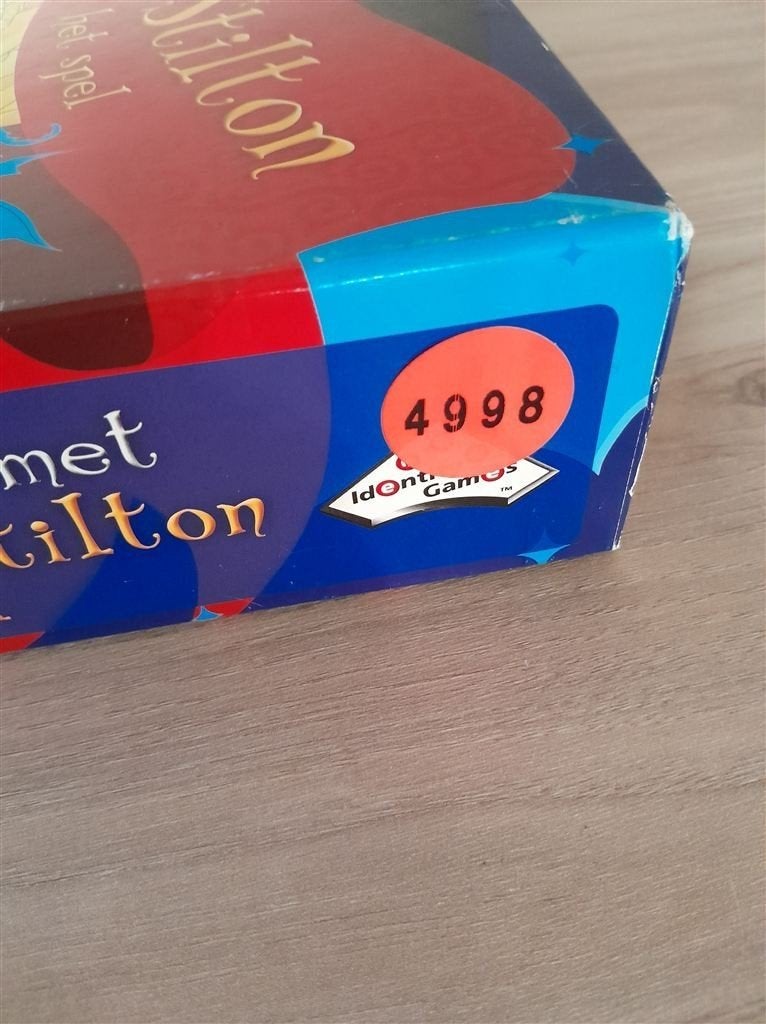 geronimo stilton het spel - s4998, Hobby en Vrije tijd, Gezelschapsspellen | Bordspellen, Verzenden, Zo goed als nieuw