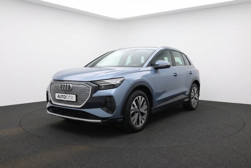 Audi Q4 e-tron 35 edition Advanced 55 kWh 92% SOH l Warmtepo, Auto's, Audi, Gebruikt, 1865 kg, Blauw, Origineel Nederlands