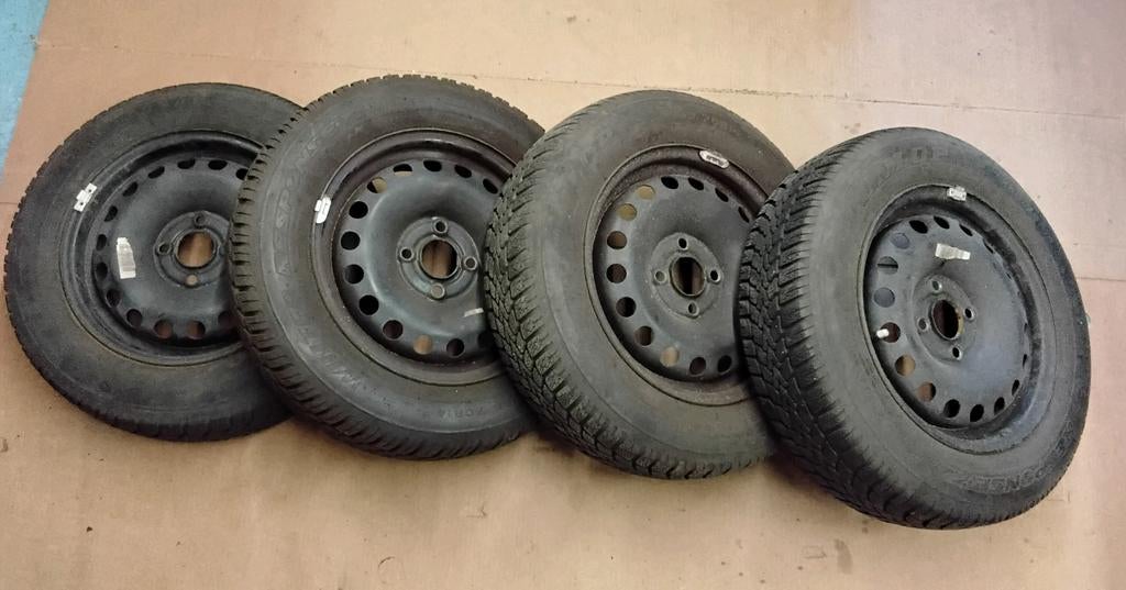 4x100 vw up  14 inch met banden 6mm ! 165 / 70 R14, Ophalen, Overige typen, Overige merken